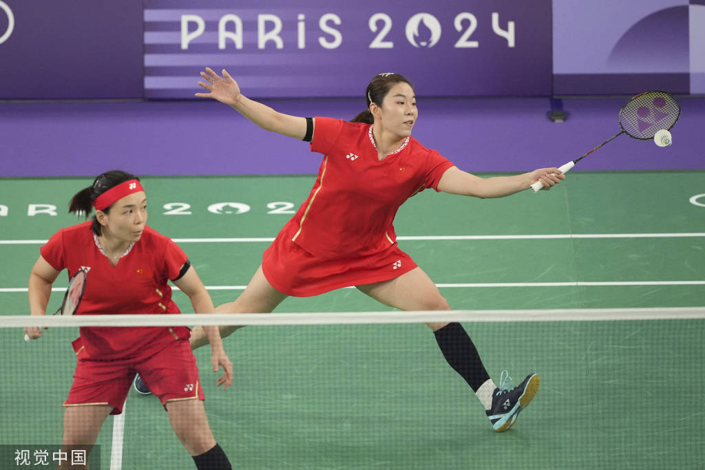  法兰克福双星连线配合默契逆转取胜