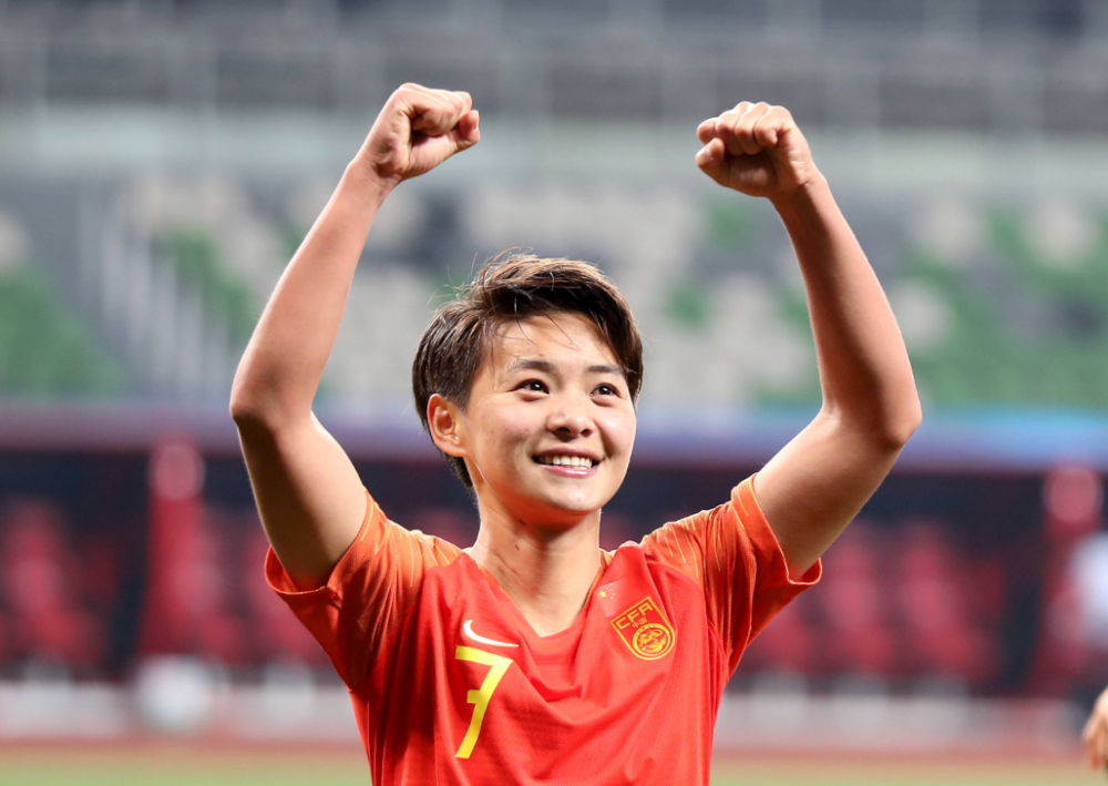  莱斯特城老帅运筹帷幄变阵成功拿下关键保级战